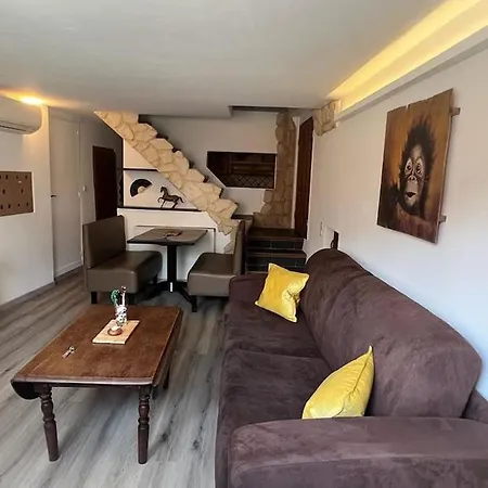 Logement Atypique Holiday home